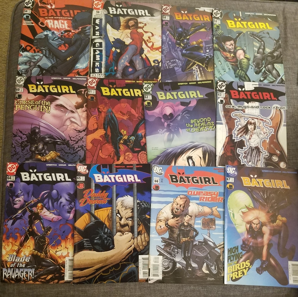 Batgirl Comic Book Set of 18